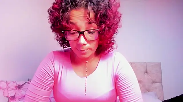 Snapshot of amber_demons2021 chatting on March 9, 2025, 10:08 pm amber demons2021 online show from March 9, 2025, 10:08 pm