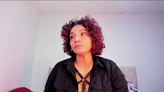 Snapshot of amber_demons2021 chatting on February 25, 2025, 9:58 pm amber demons2021 online show from February 25, 2025, 9:58 pm