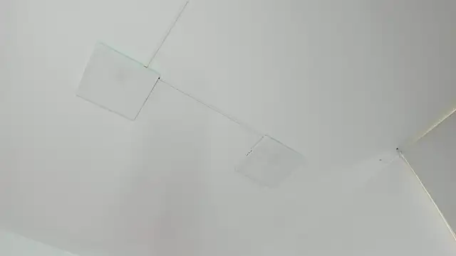 FaloonRoussel online show from September 9, 2025, 6:28 pm