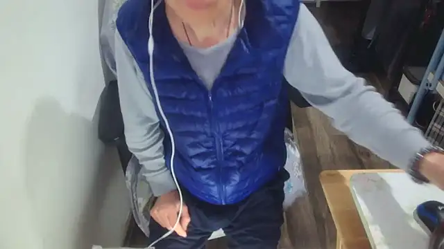 Snapshot of felixlau18 chatting on January 14, 2025, 11:10 am felixlau18 online show from January 14, 2025, 11:10 am