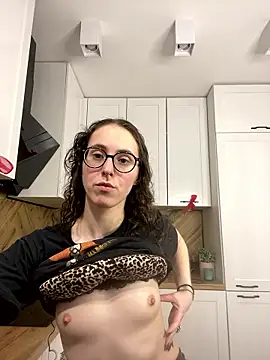 MartiniiSelenna online show from January 17, 2026, 6:50 am