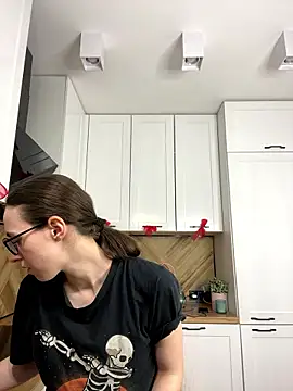 MartiniiSelenna online show from January 16, 2026, 6:39 am