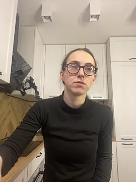 MartiniiSelenna online show from November 1, 2025, 6:30 am