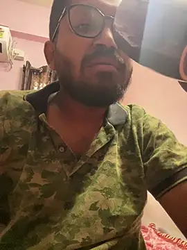 Snapshot of Yours_Teluguboii chatting on February 17, 2026, 5:49 am Yours Teluguboii online show from February 17, 2026, 5:49 am