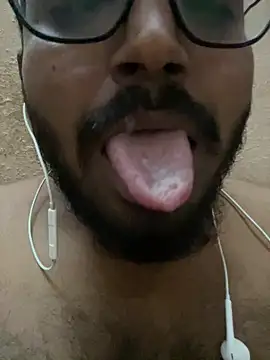 Snapshot of Yours_Teluguboii chatting on February 12, 2026, 7:02 pm Yours Teluguboii online show from February 12, 2026, 7:02 pm