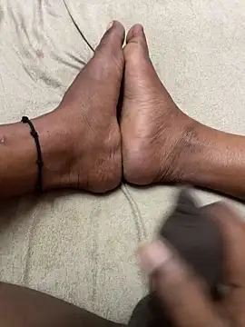 Snapshot of Yours_Teluguboii chatting on February 9, 2026, 5:16 am Yours Teluguboii online show from February 9, 2026, 5:16 am