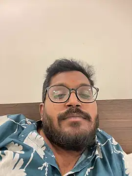 Snapshot of Yours_Teluguboii chatting on February 14, 2026, 11:10 am Yours Teluguboii online show from February 14, 2026, 11:10 am