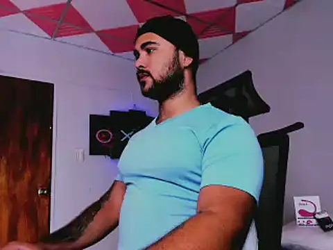 Snapshot of Sebas-hott chatting on February 18, 2025, 2:49 am Sebas-hott online show from February 18, 2025, 2:49 am