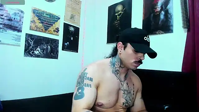 Snapshot of Van_Velckan chatting on April 27, 2026, 6:11 am Van Velckan online show from April 27, 2026, 6:11 am