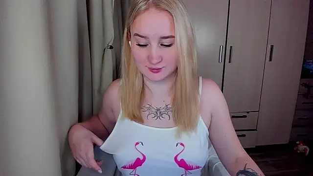 KeiraNight online show from March 12, 2026, 1:11 am