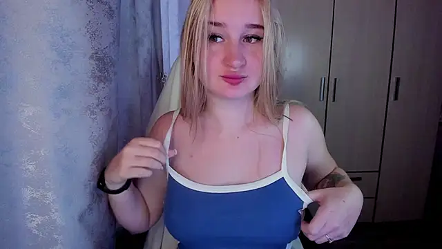 KeiraNight online show from October 31, 2025, 2:30 am