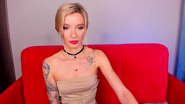 AlinaLovelyX online show from October 22, 2025, 1:27 am