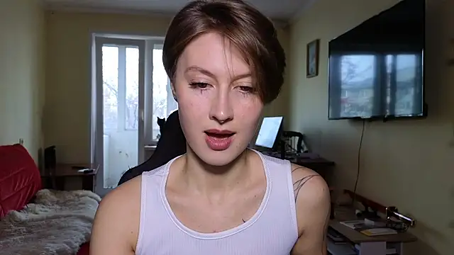 MalvinaBlum online show from November 3, 2025, 5:01 am