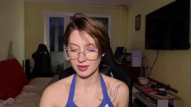 MalvinaBlum online show from December 5, 2025, 2:00 am