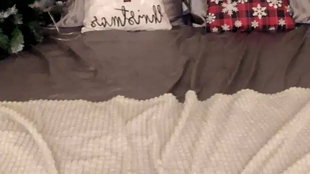 Snapshot of IceDanielles chatting on January 12, 2026, 1:40 pm IceDanielles online show from January 12, 2026, 1:40 pm