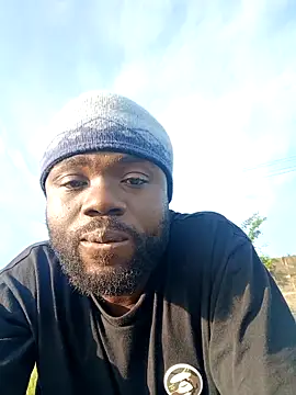 Longblackhardd online show from October 6, 2025, 6:47 am