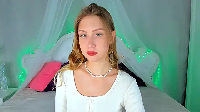 VitalinaBlue online show from March 17, 2026, 8:50 am