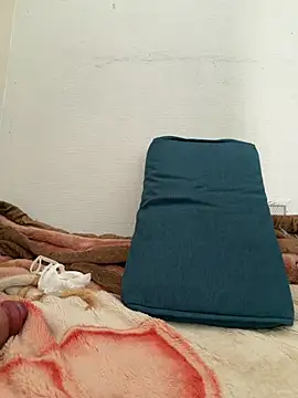 Hard-couple online show from April 19, 2026, 2:29 pm