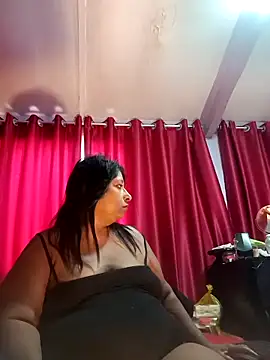 Snapshot of raniofsex02 chatting on March 15, 2025, 7:31 am raniofsex02 online show from March 15, 2025, 7:31 am