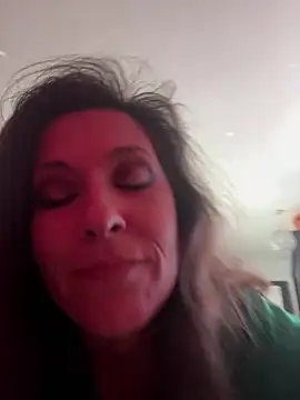 Lwhite1 online show from March 12, 2025, 4:56 pm