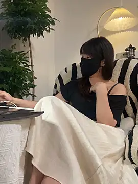 Annabody online show from September 12, 2025, 4:18 pm