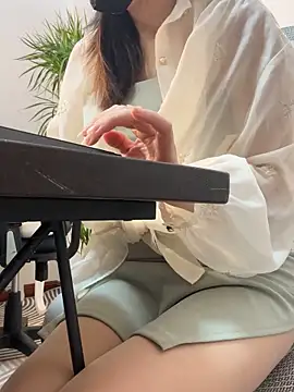 Annabody online show from December 14, 2025, 4:01 pm