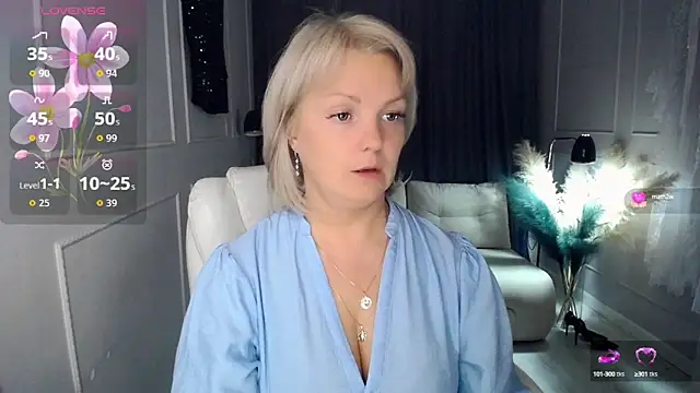 Snapshot of Juarnea chatting on September 13, 2025, 9:15 pm Juarnea online show from September 13, 2025, 9:15 pm