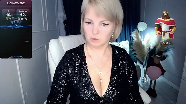 Snapshot of Juarnea chatting on March 7, 2025, 8:22 pm Juarnea online show from March 7, 2025, 8:22 pm