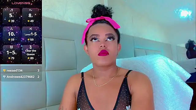 KayleighDreams  online show from March 11, 2025, 12:28 pm