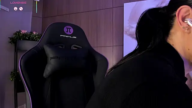 AgattaDuque online show from January 15, 2026, 12:03 am