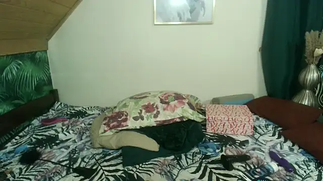 MilfKendra4U online show from February 21, 2026, 10:12 pm