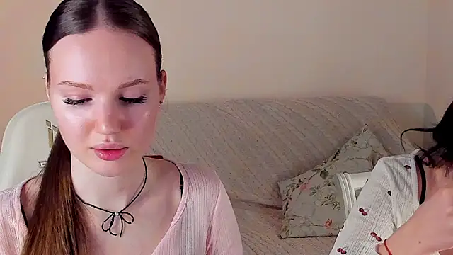 Snapshot of MishkaMe chatting on February 12, 2026, 1:22 pm MishkaMe online show from February 12, 2026, 1:22 pm