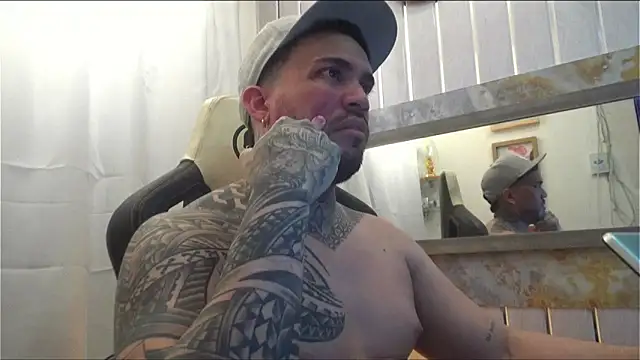 Angel sex latin online show from December 1, 2025, 3:51 am