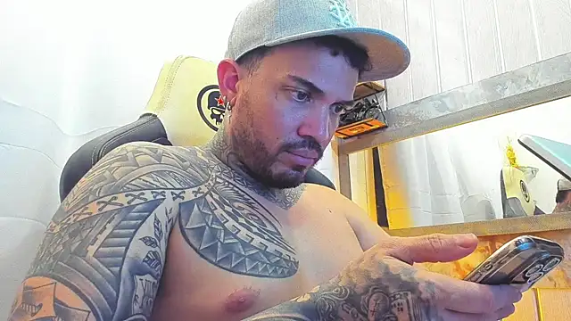 Angel sex latin online show from September 11, 2025, 4:34 am