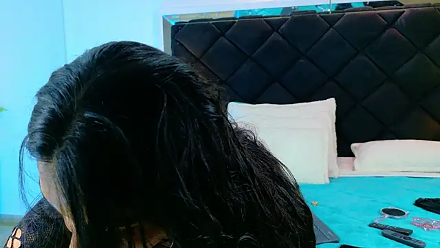 Snapshot of Holly_Brensonexx_ chatting on October 15, 2025, 1:08 pm Holly Brensonexx online show from October 15, 2025, 1:08 pm