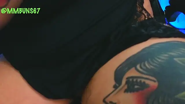 miacanela xo online show from October 8, 2025, 1:18 am