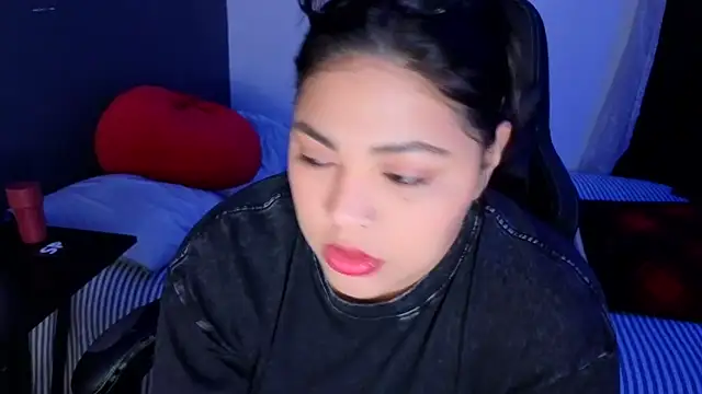 miacanela xo online show from March 16, 2026, 11:40 pm