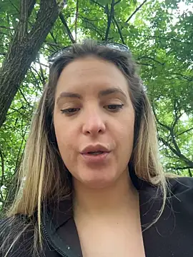 Snapshot of LiliMorganxxx chatting on April 28, 2026, 10:30 am LiliMorganxxx online show from April 28, 2026, 10:30 am