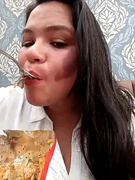 Snapshot of Julieta-tits chatting on January 31, 2025, 9:59 pm Julieta-tits online show from January 31, 2025, 9:59 pm