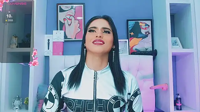 Snapshot of valentina_princess_ chatting on February 25, 2025, 10:59 am valentina princess online show from February 25, 2025, 10:59 am