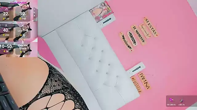 valentina princess  online show from June 5, 2026, 5:01 am