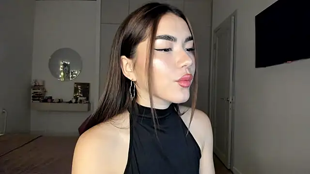 Snapshot of Shineel chatting on January 15, 2026, 2:26 am Shineel online show from January 15, 2026, 2:26 am