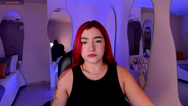 ViolettCastel online show from September 30, 2025, 6:47 pm