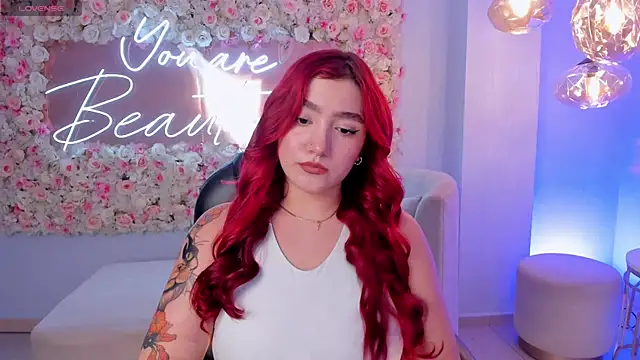 ViolettCastel online show from March 18, 2025, 7:22 pm