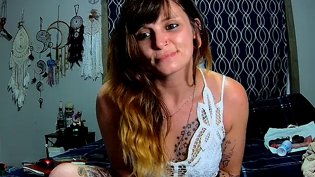 Snapshot of ZeelaXoXo chatting on October 7, 2025, 4:35 am ZeelaXoXo online show from October 7, 2025, 4:35 am