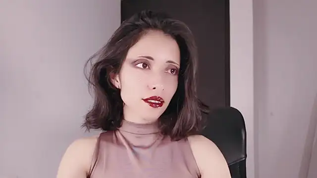 Snapshot of Edranah chatting on December 20, 2025, 11:40 pm Edranah online show from December 20, 2025, 11:40 pm