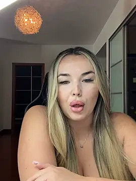 EvaSunderland online show from January 12, 2026, 10:44 am