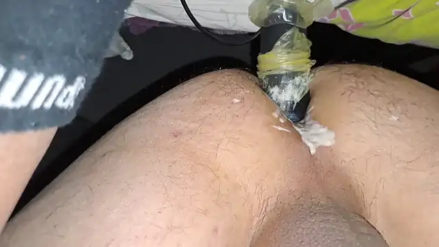 voltige84972 online show from November 30, 2025, 1:17 am