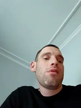 Bartzrl online show from September 13, 2025, 7:52 am