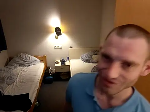 Bartzrl online show from September 23, 2025, 7:32 pm